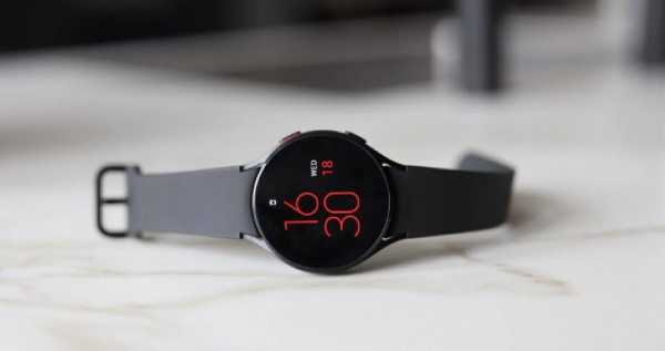 갤럭시워치4 (1).jpg